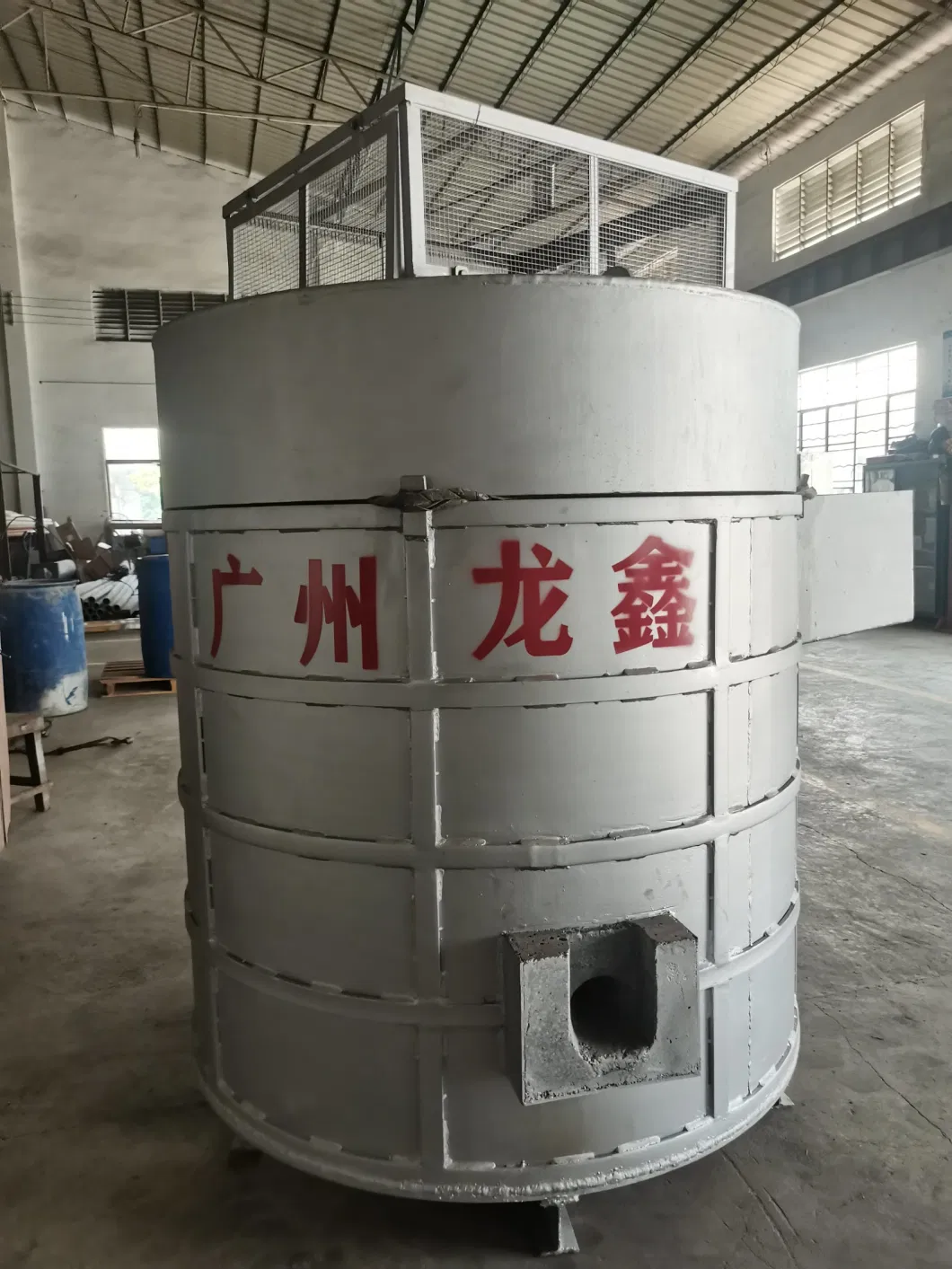 800kg Electric Heating Holding Furnace